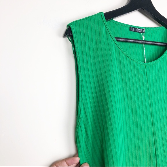 Zara Ribbed Green Cropped Top - Picture 4 of 11